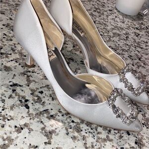 Badgley Mischa Cher Crystal Buckle Pumps